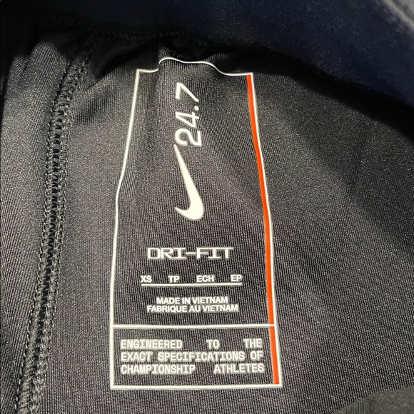 Nike 24.7 Black Jogger Pants - Picture 7 of 10
